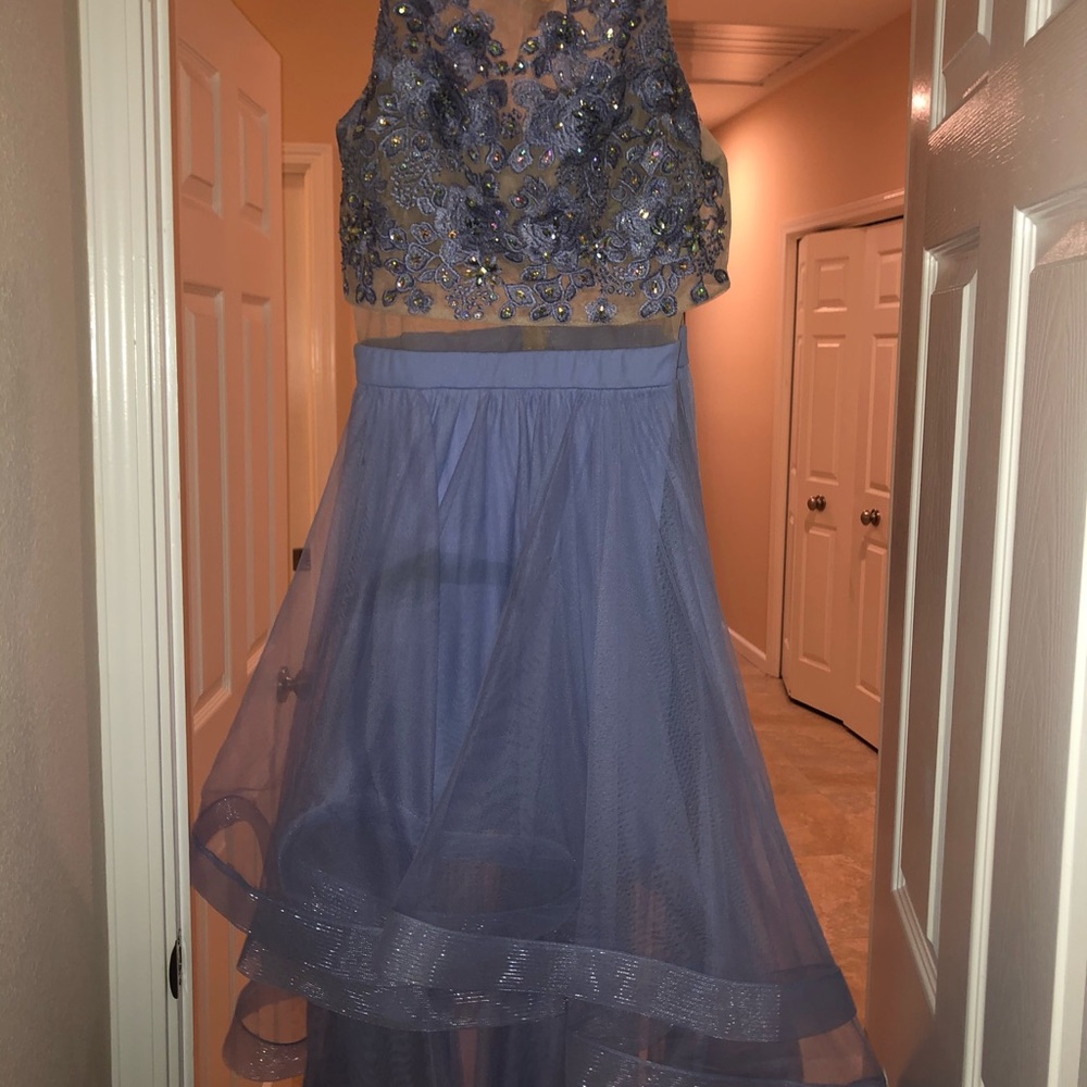 Prom Dress👠 - Picture 1 of 4
